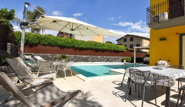 Nice home in san giovanni la punta