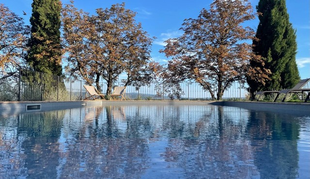 Olivemill Apt Private Jacuzzi Outside, Castiglione del Lago, Italy