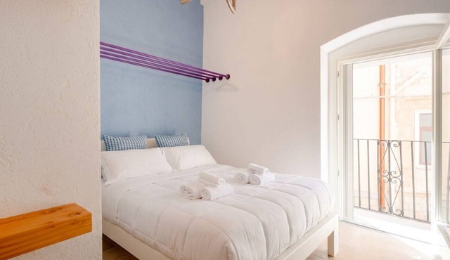 Palazzo Vanese Sott | Elegant Retreat in Bari's Historic Center in Bari