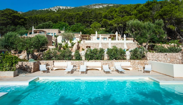 PAPUZZEDDA-Deluxe Room @ Dolcevita Egadi Resort ADULTS ONLY