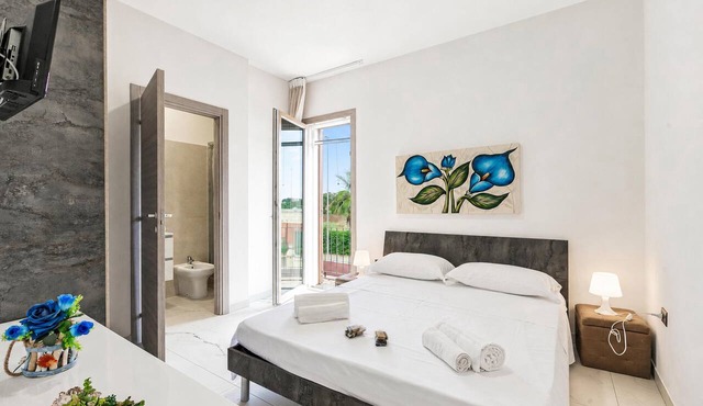 Pino 5 - 3 bedrooms Near The Sea, Nardò, Italy