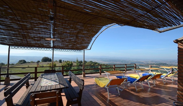 Po' del Vento 1 Unique experience between Tuscany and Umbria, Pool Pet Friendly!
