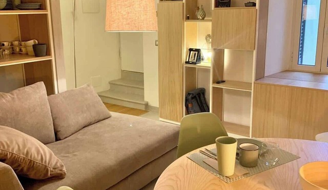 Ponte Milvio Loft: Private Entrance & Garden