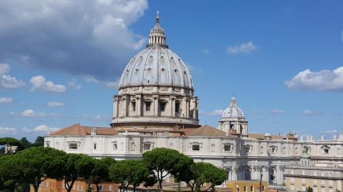 Pope's bridge in Rome