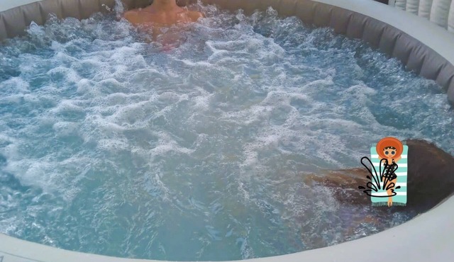Relaxation in ancient villa Erice valley 15' sea, hot tube, garden, bbq, free parking