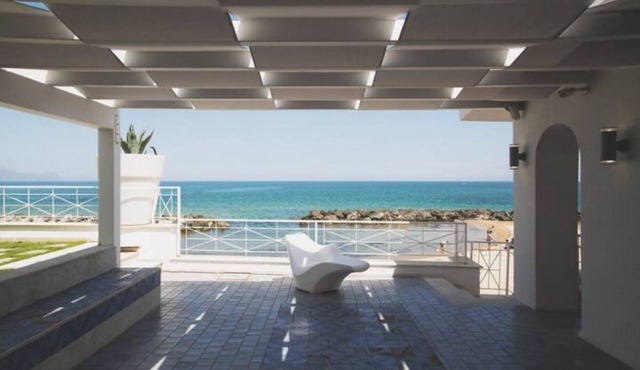 Riva Estate Villa by LeDhome