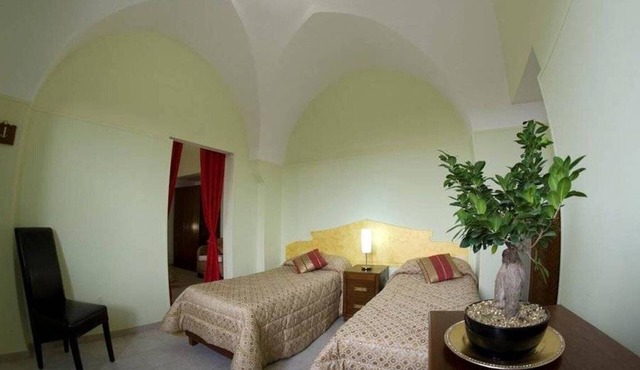 Room 'Casale San Giovanni - Camera 3' with Shared Terrace, Wi-Fi and Air Conditioning