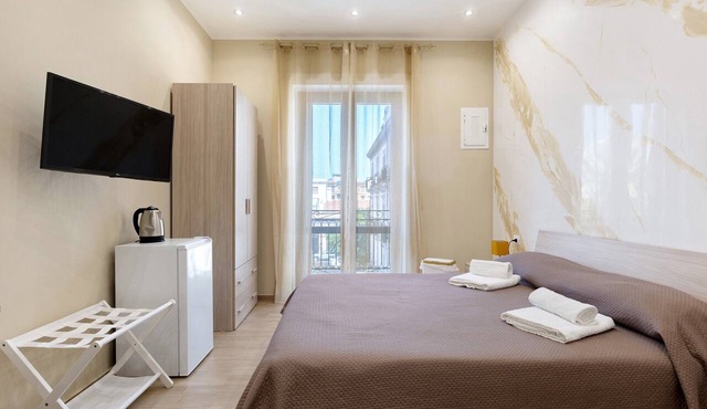Room 'Stazione' with Balcony, Wi-Fi and Air Conditioning