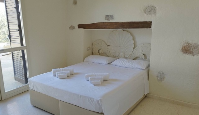 Room 'Villa Casciani - Levante' with Shared Pool, Wi-Fi and Air Conditioning