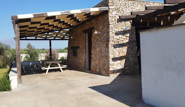 Room 'Villa Casciani - Scirocco' with Shared Pool, Wi-Fi and Air Conditioning