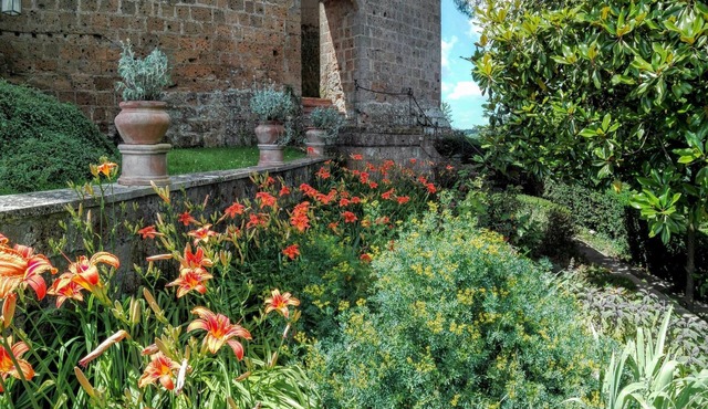 Schöne Unterkunft in einem Schloss, mit Schwimmbad by Interhome