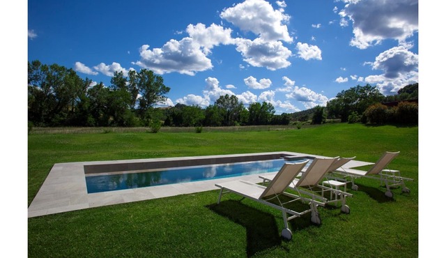 Secluded Dream Villa In Beautiful Greenery
