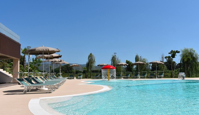 Sophistication in the Heart of Cilento: Villa with Garden and Dream Pool!