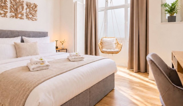 Spacious Design Retreat for Groups & Families in Stuttgart