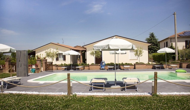 Spello Lavanda apartment in holiday home with park and swimming pool