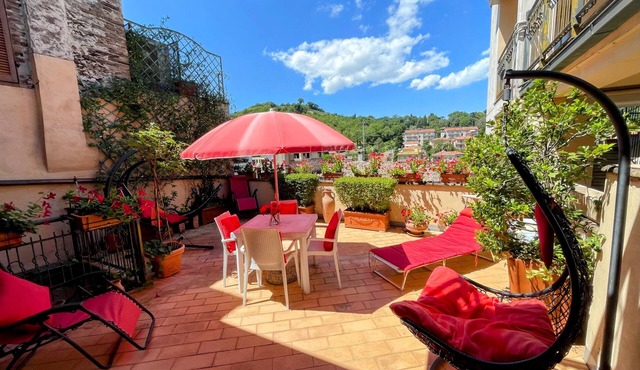 Spoleto trendy - Central apartment surrounded by shops - car not essential