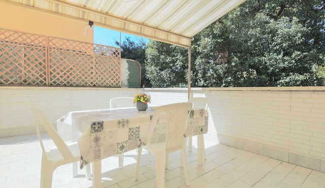 Station House Ostia apartment with terrace, near sea and Rome