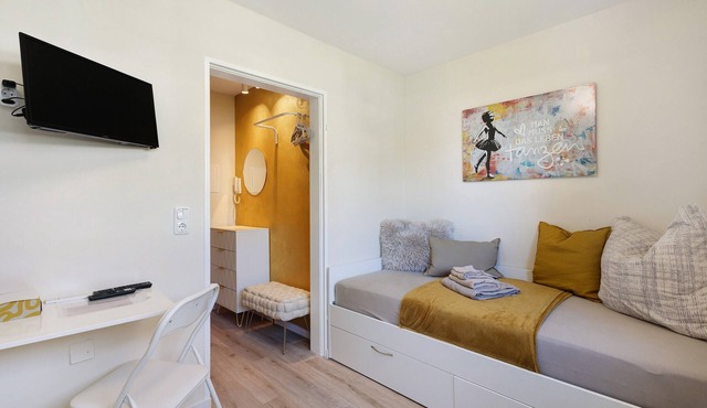 Studio Apartment 'Mini Apartment' with Wi-Fi in Bayreuth