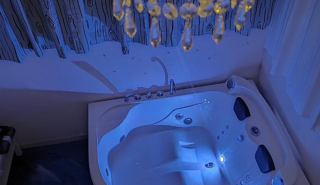Suite Capurso Bari jacuzzi e parking