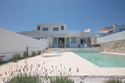 TD Villa Grecale Modern Luxury Villa with SeaView