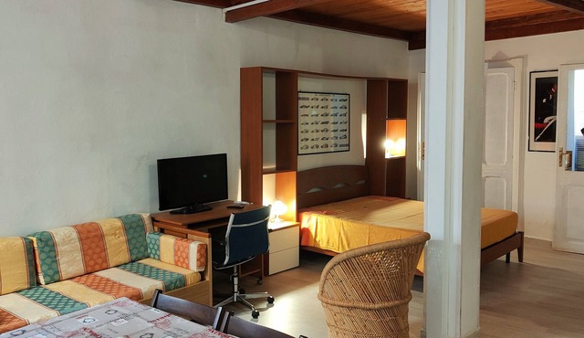 Tipical Lovely Studio Old Town "MARINA" Transfert and WiFi FREE in Cagliari