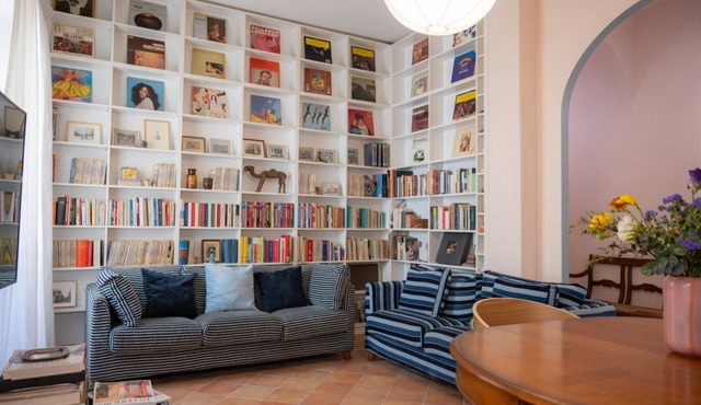 TrastevereHome-Bright 5BR Character Home with Lift