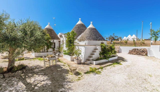 Trulli Claudia by Perle di Puglia
