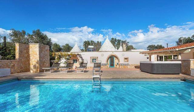 Trullo Isabell by Perle di Puglia
