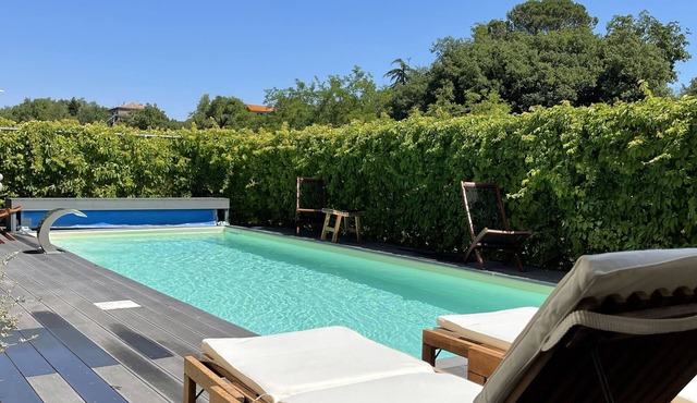 Tuscan house with heated pool at the start of archeological area of Vitozza