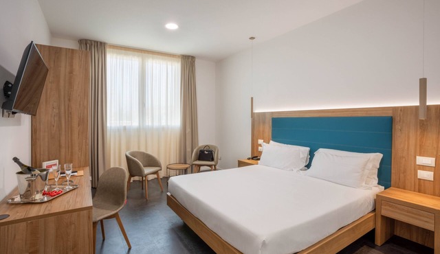 V Hotel in Ancona