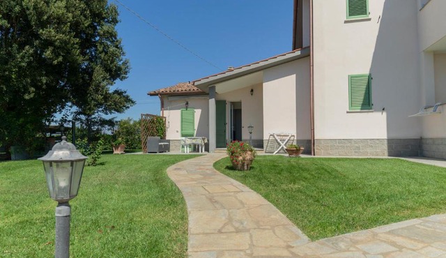 Vacanzainmaremma - Privacy 1 Miles from the Sea - free Parking & Wi-Fi