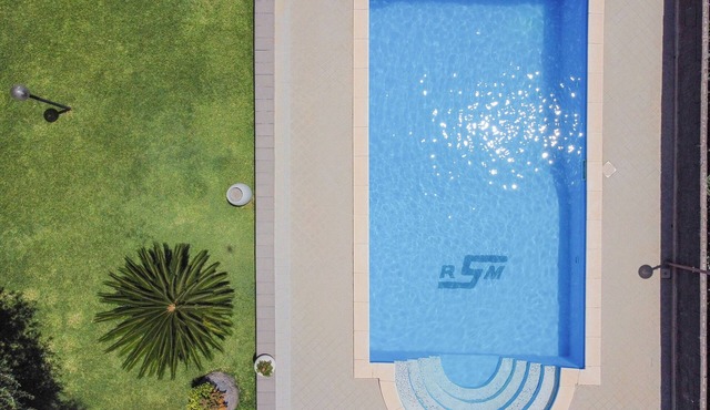 Vacation house with pool and garden in Acireale
