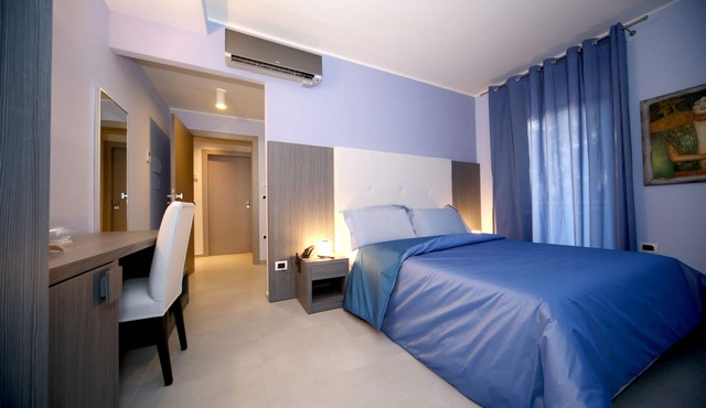 Victoria Hotel