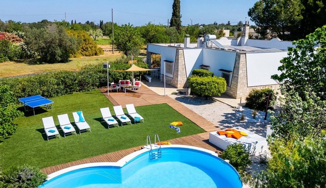 Villa Ambra by Villa Plus
