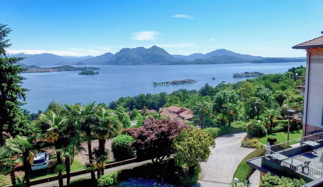 Villa Anna, Borromean Islands No. 17 by Lago Reisen in Baveno