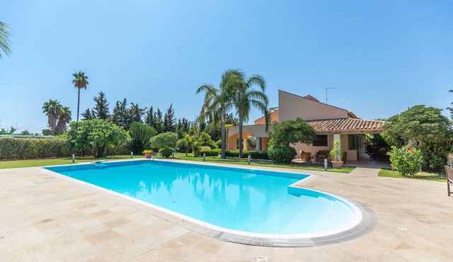 Villa Arenella con Piscina by Wonderful Italy