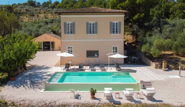 Villa Bevagna By MMega