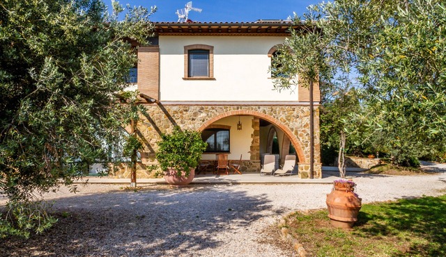 Villa "Bouganville - Colleberto" with Sea View, Private Terrace & Wi-Fi