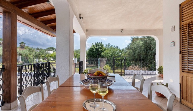 Villa 'Casa di Zoe' with Private Terrace, Wi-Fi, and Air Conditioning