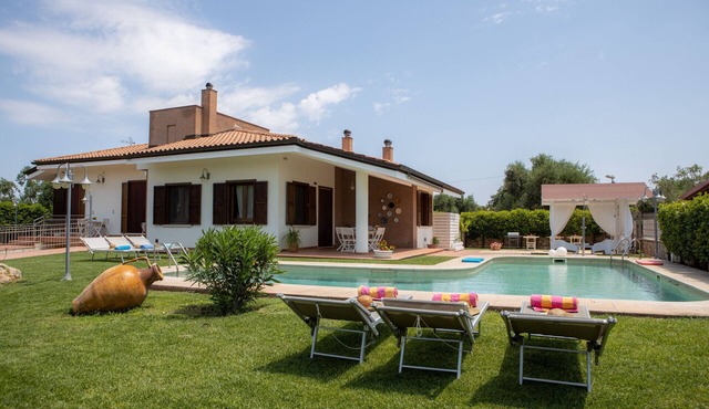 Villa Ellea by pugliadamare