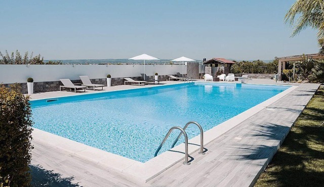 Villa Fanny, fully refundable with voucher*: A bright one-story villa surrounded by the greenery, with Free WI-FI.