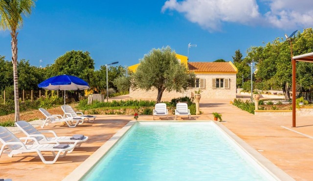 Villa Fenice - Five Bedroom Villa, Sleeps 10