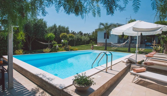 Villa Ferradina 4+2, Emma Villas