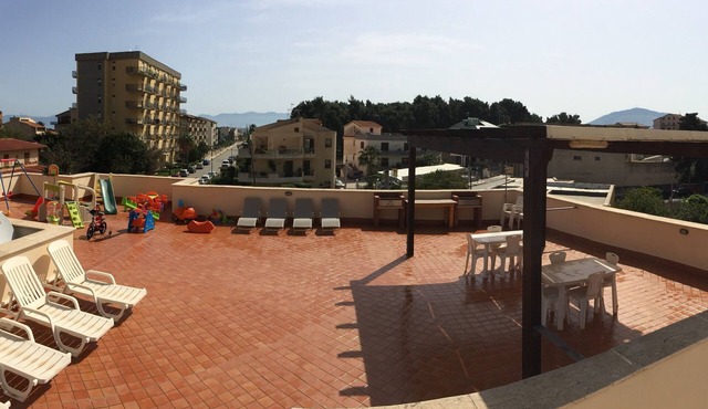 Villa Gelvi. Apartment with equipped terrace, wi-fi and 2 minutes from the sea