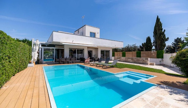 Villa Goccia con piscina a Lecce - Rive del Salento
