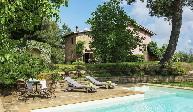 Villa in Province of Pisa, private pool & garden, near airport Pisa or Firenze