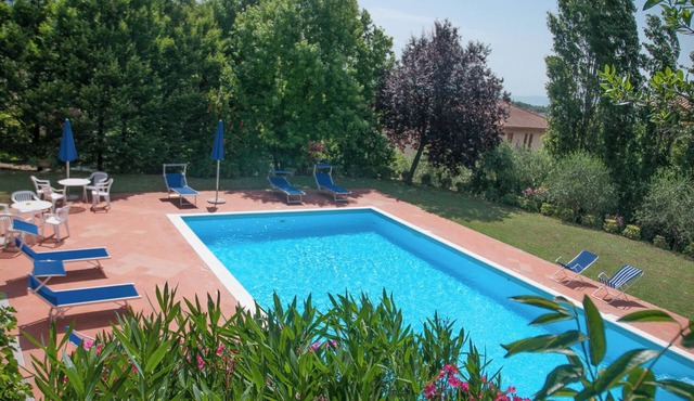 Villa i lecci Comfortable and bright dwelling.