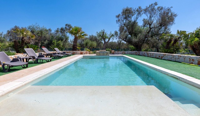 Villa "Il Canto Della Cicala" with Private Terrace, Garden, Pool, and Air Conditioning