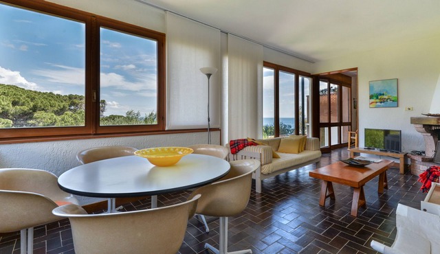 Villa "Le Terrazze" with Sea View & Shared Pool