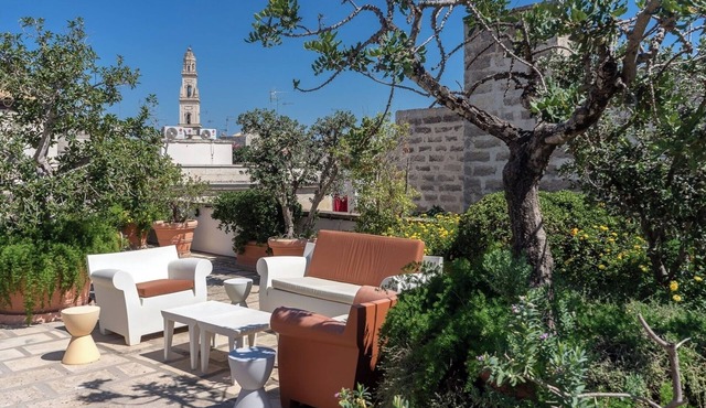 Villa Licea, Historic Palace In Lecce Centre
